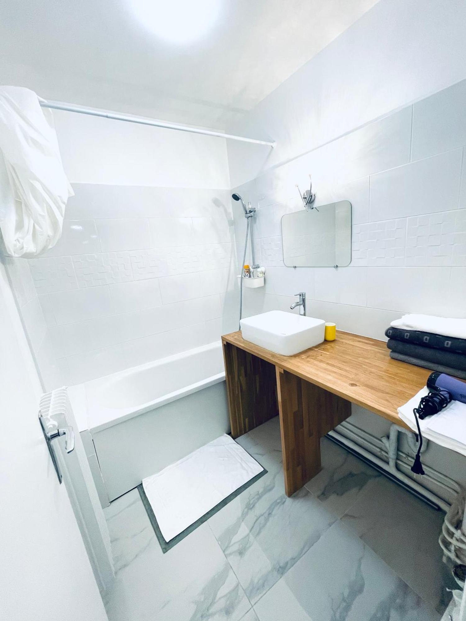Appartement Bastille - Voltaire - Le Marais - Centre De Paris - 5 Pers Eksteriør billede